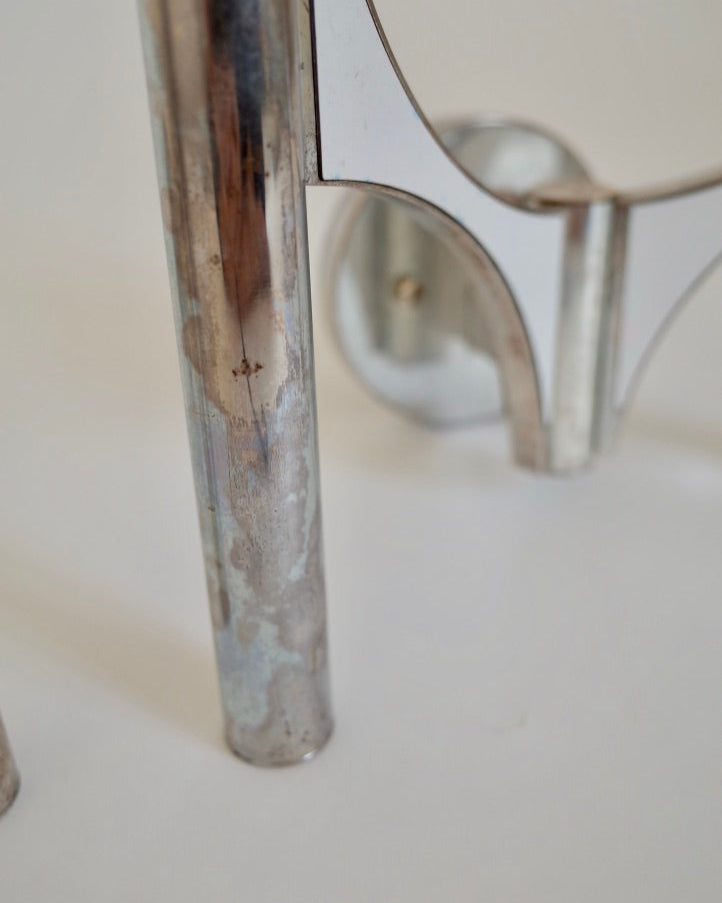 Gaetano Sciolari Model-105 Wall Lamps 1970s Pair set