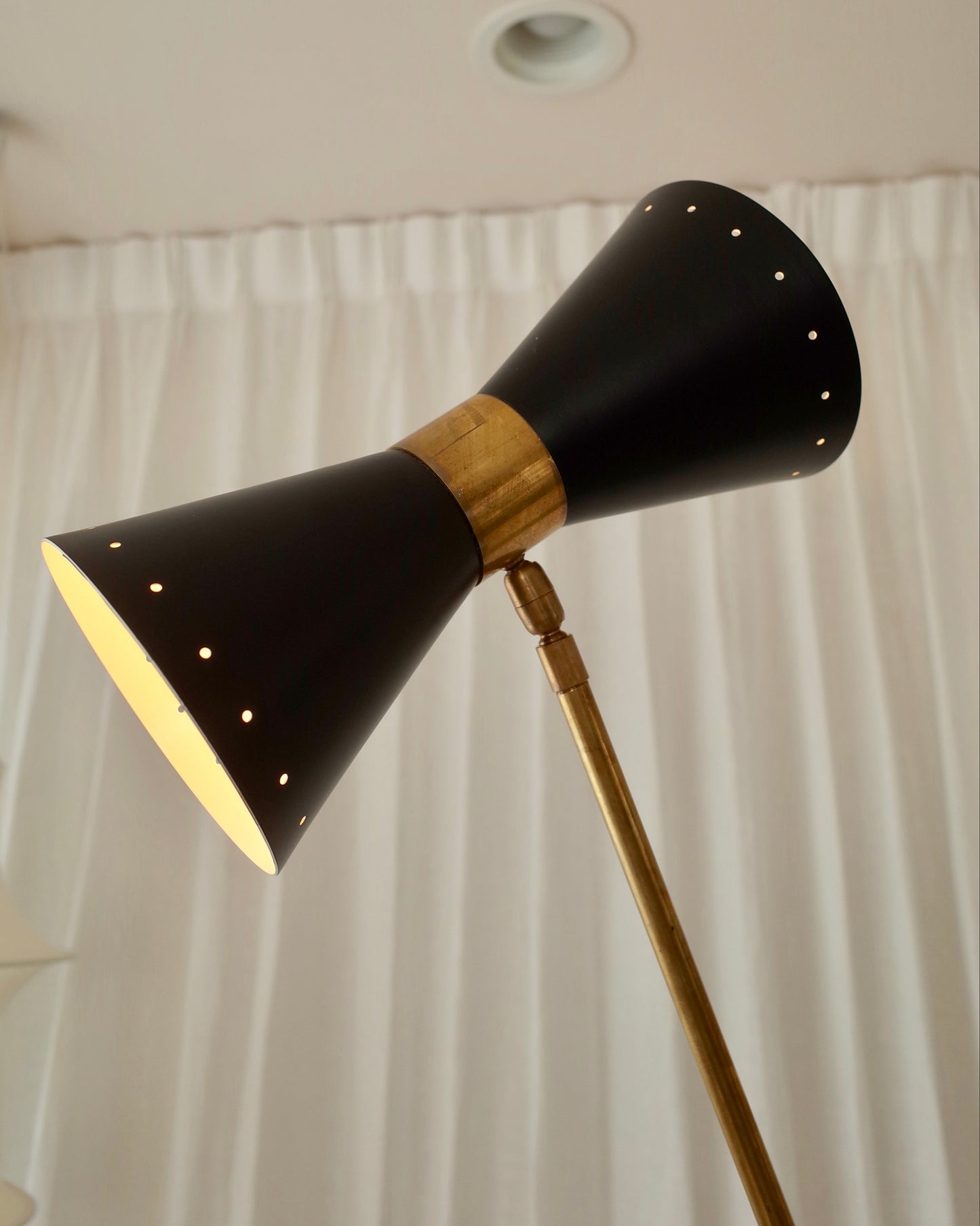 Italy Floor brass lamp Stilnovo styler